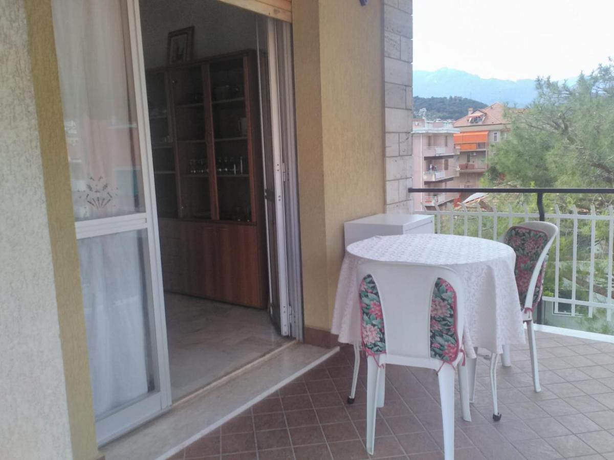 פייטרה ליגורה Valter Apartment מראה חיצוני תמונה